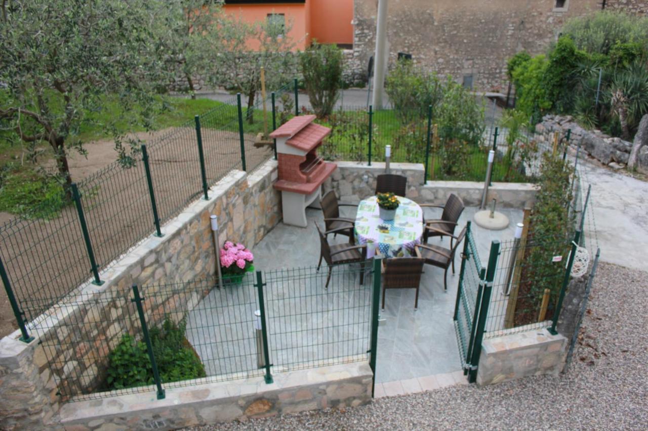 Casa Vacanze Corte Dei Dami Caprino Veronese Buitenkant foto